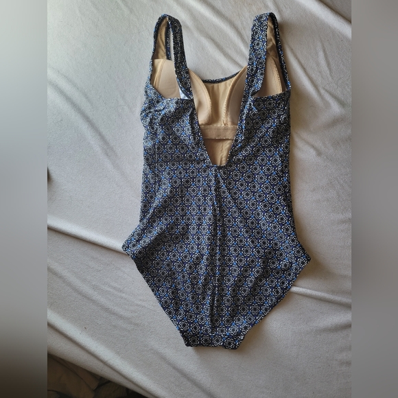 L.L.Bean One Peice Swimsuit - Picture 2 of 3